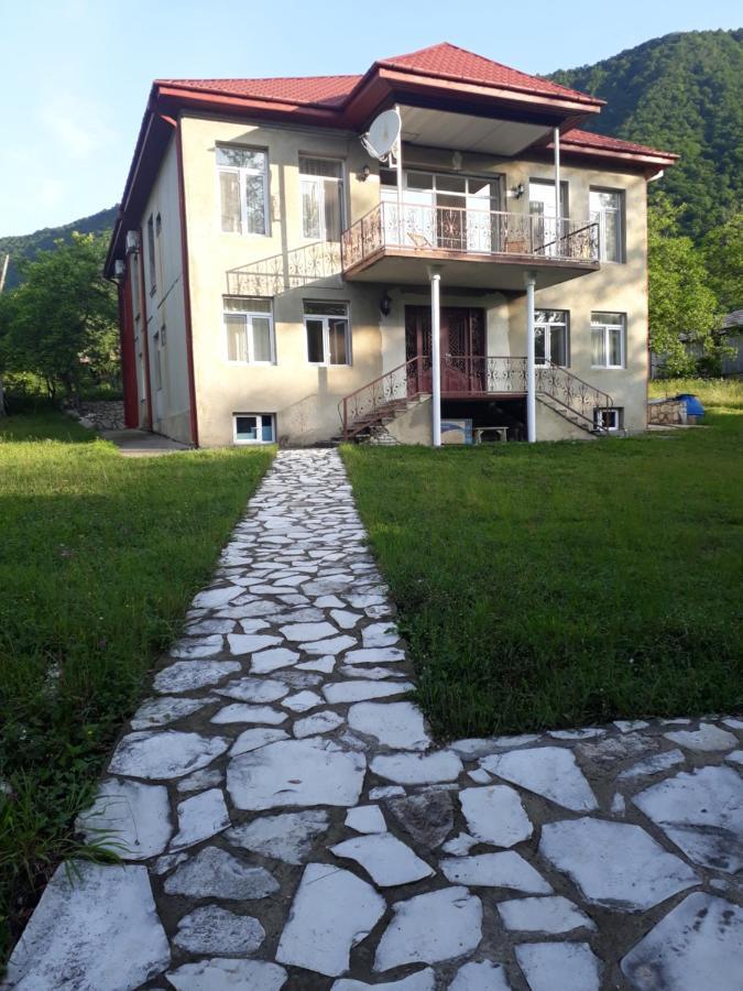 House At The Forest / Სახლი Ტყის Პირას Gordi Eksteriør billede